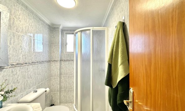Resale - Apartment - Torrevieja - La Siesta - El Salado - Torreta
