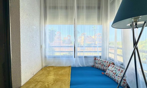 Resale - Apartment - Torrevieja - La Siesta - El Salado - Torreta