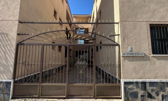 Resale - Apartment - Torrevieja - La Siesta - El Salado - Torreta