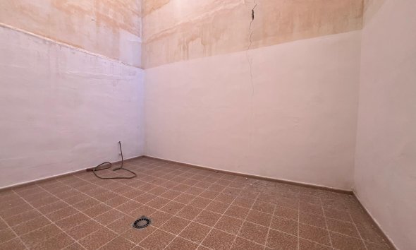 Rynek Wtórny - Lokal Usługowy - Torrevieja