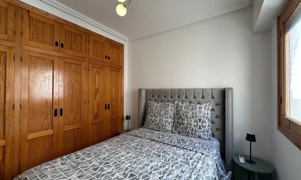Resale - Apartment - Torrevieja - Centro
