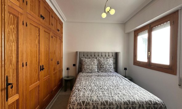Resale - Apartment - Torrevieja - Centro