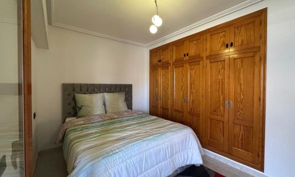 Resale - Apartment - Torrevieja - Centro