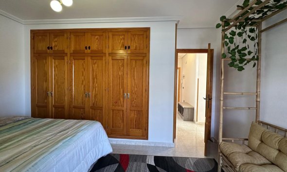 Resale - Apartment - Torrevieja - Centro