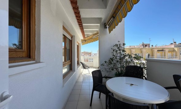 Resale - Apartment - Torrevieja - Centro