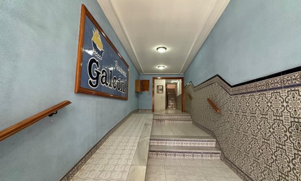 Resale - Apartment - Torrevieja - Centro
