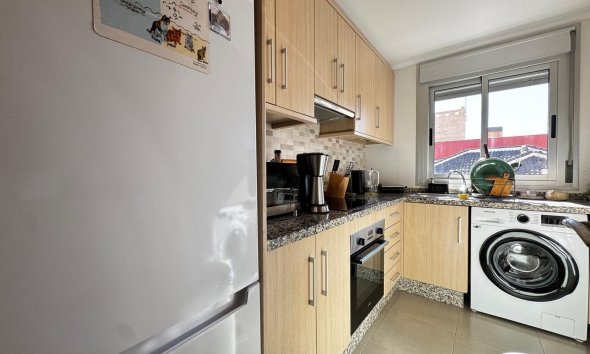 Resale - Apartment - Torrevieja - Playa del Cura