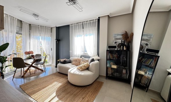 Resale - Apartment - Torrevieja - Playa del Cura