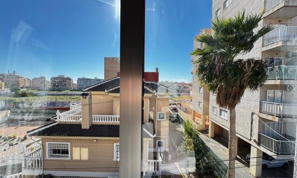 Resale - Apartment - Torrevieja - Playa del Cura