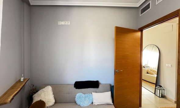Resale - Apartment - Torrevieja - Playa del Cura