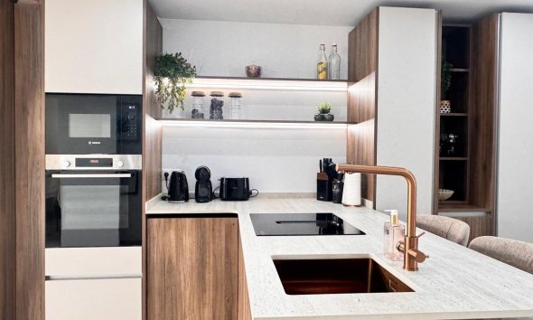 Resale - Apartment - Torrevieja - Acequion