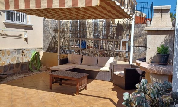 Resale - Terraced house / Townhouse - Orihuela Costa - La Chismosa