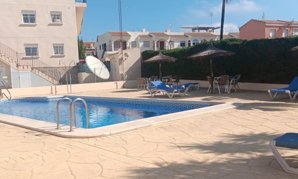 Resale - Terraced house / Townhouse - Orihuela Costa - La Chismosa