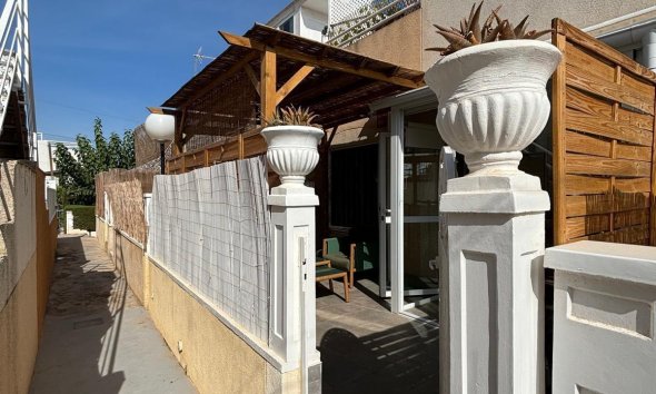 Resale - Bungalow - Torrevieja - Los Balcones