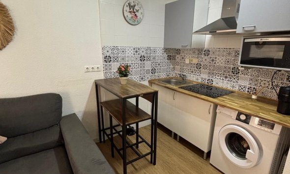 Resale - Bungalow - Torrevieja - Los Balcones