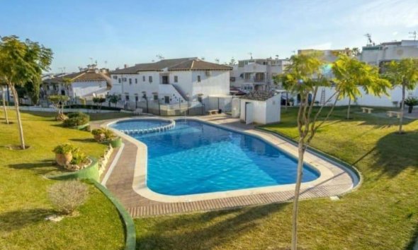 Resale - Bungalow - Torrevieja - Los Balcones