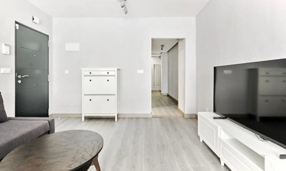 Resale - Apartment - Torrevieja - Centro