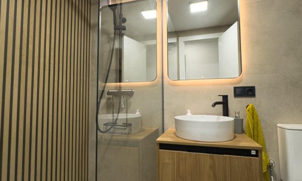 Resale - Apartment - Torrevieja - Centro