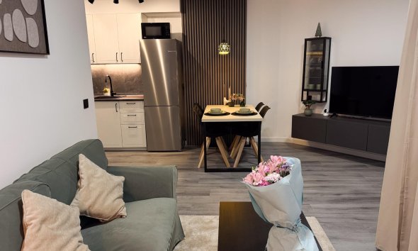 Resale - Apartment - Torrevieja - Centro