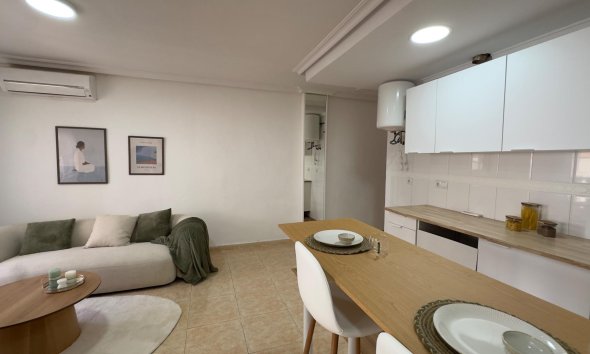 Rynek Wtórny - Apartament - Torrevieja - Centro