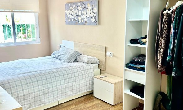 Resale - Apartment - Torrevieja - Sector 25
