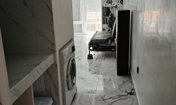 Resale - Apartment - Torrevieja - Centro