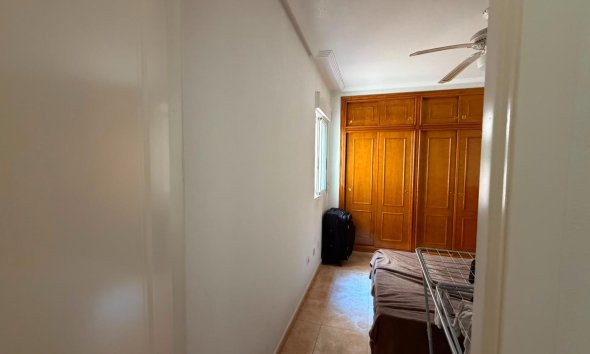 Resale - Apartment - Torrevieja - Parque de Las Naciones