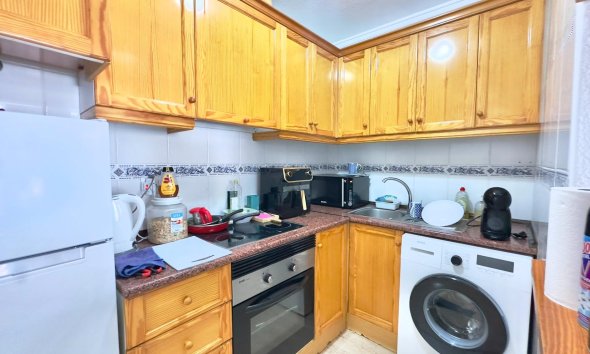 Resale - Apartment - Torrevieja - Centro
