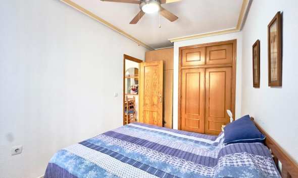 Resale - Apartment - Torrevieja - Centro