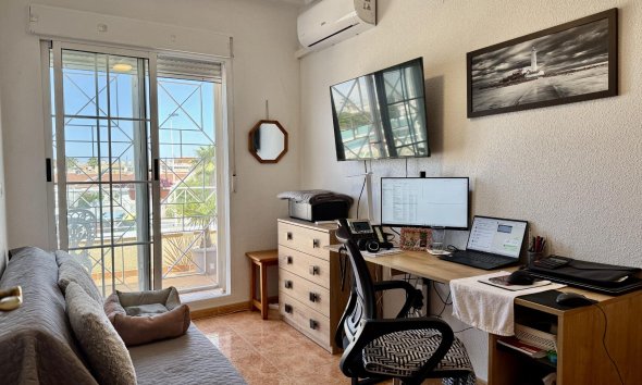 Resale - Terraced house / Townhouse - Torrevieja - La Siesta - El Salado - Torreta