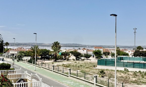 Resale - Terraced house / Townhouse - Torrevieja - La Siesta - El Salado - Torreta
