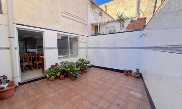 Resale - Terraced house / Townhouse - Formentera del Segura - Pueblo