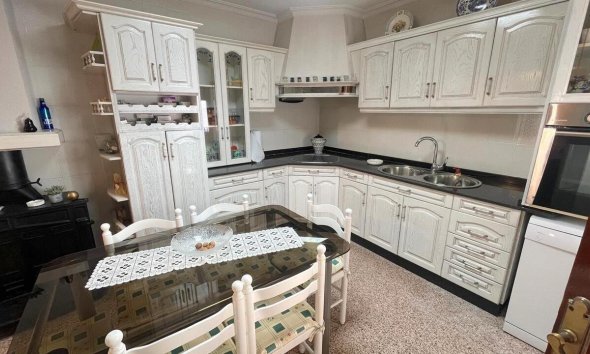 Resale - Terraced house / Townhouse - Formentera del Segura - Pueblo
