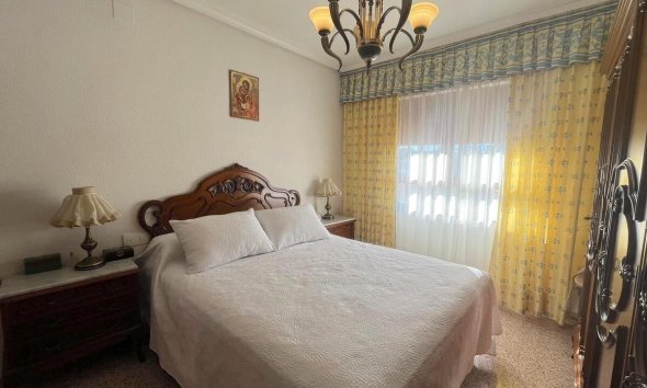 Resale - Terraced house / Townhouse - Formentera del Segura - Pueblo
