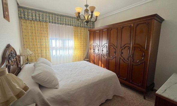 Resale - Terraced house / Townhouse - Formentera del Segura - Pueblo