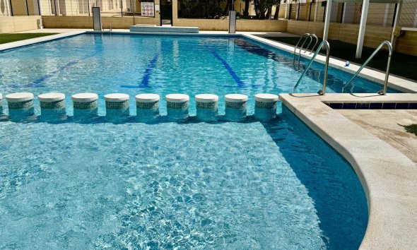 Resale - Apartment - Torrevieja - Torreblanca