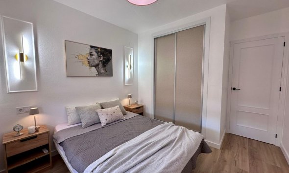 Resale - Apartment - Torrevieja - Habaneras
