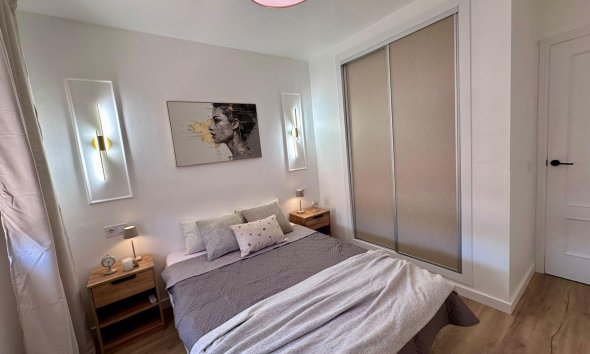 Resale - Apartment - Torrevieja - Habaneras