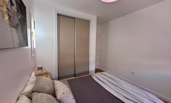 Resale - Apartment - Torrevieja - Habaneras