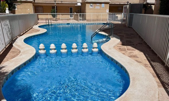 Resale - Apartment - Torrevieja - Habaneras