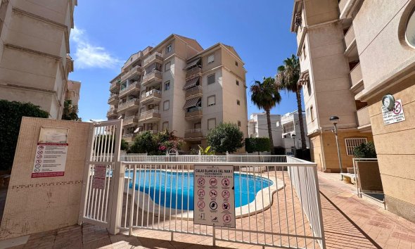 Resale - Apartment - Torrevieja - Habaneras