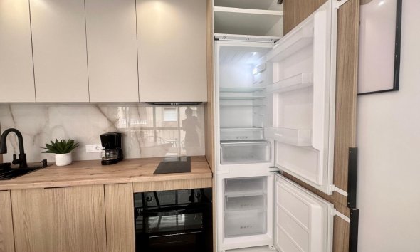 Resale - Apartment - Torrevieja - Estacion de autobuses