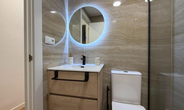Resale - Apartment - Torrevieja - Playa del Cura