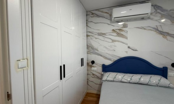 Resale - Apartment - Torrevieja - Playa del Cura