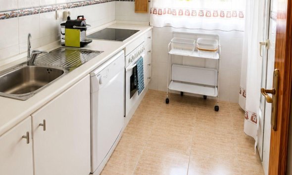 Resale - Apartment - Orihuela Costa - Campoamor