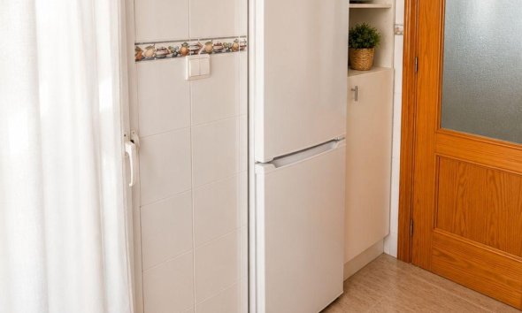 Resale - Apartment - Orihuela Costa - Campoamor