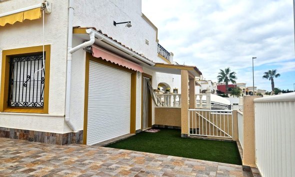 Resale - Terraced house / Townhouse - Orihuela Costa - Los Altos