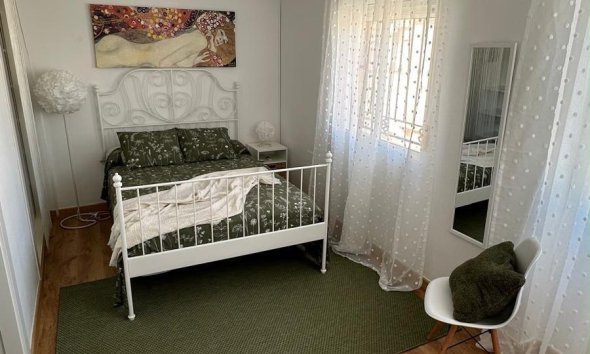 Resale - Terraced house / Townhouse - Orihuela Costa - La Zenia