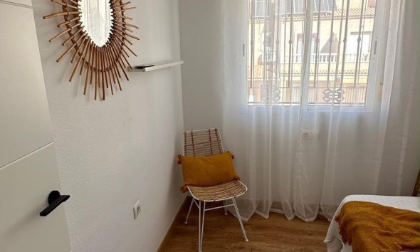 Resale - Terraced house / Townhouse - Orihuela Costa - La Zenia