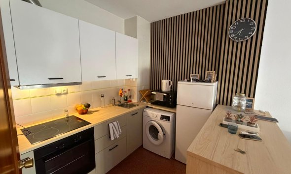 Resale - Apartment - Torrevieja - Habaneras